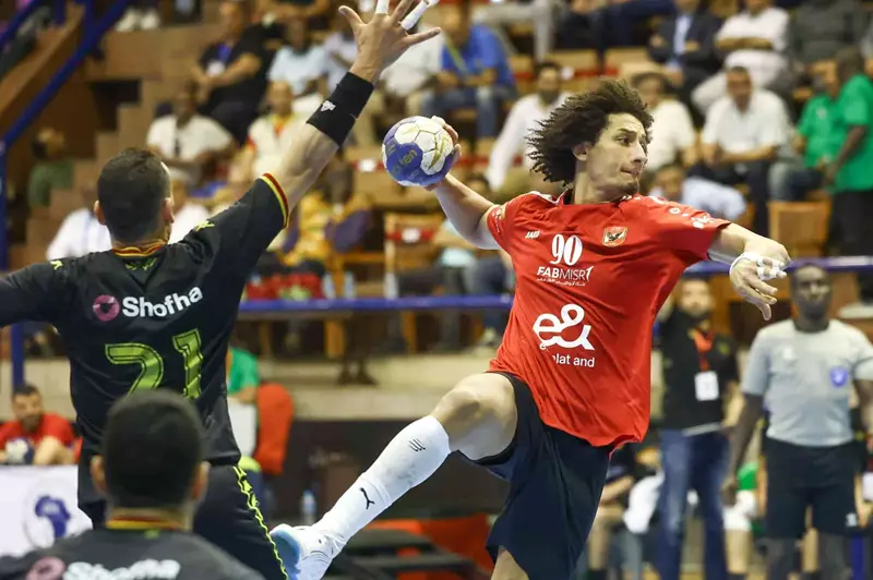 الأهلي يتجاوز الترجي في بطولة أفريقيا لأبطال الكؤوس ويعتلي صدارة مجموعته الأهلي يتجاوز الترجي في بطولة أفريقيا لأبطال الكؤوس ويعتلي صدارة مجموعته