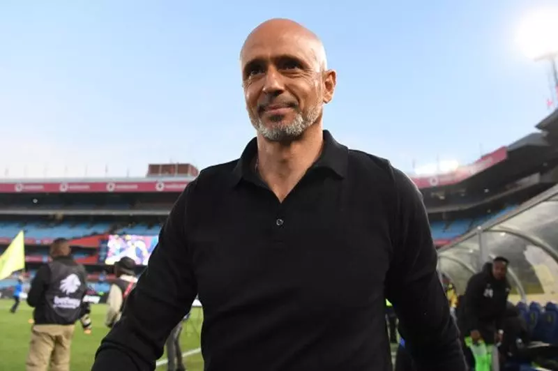 <p><strong>مدرب صنداونز: نواجه تحديًا كبيرًا أمام بيراميدز ونحتاج إلى لاعبين متميزين</strong></p> مدرب صنداونز: نواجه تحديًا كبيرًا أمام بيراميدز ونحتاج إلى لاعبين متميزين