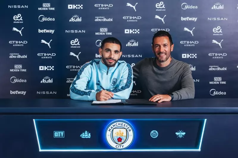 مانشستر سيتي يعلن انضمام آيت نوري بالتعاون مع مرموش قبل انطلاق كأس العالم للأندية مانشستر سيتي يعلن انضمام آيت نوري بالتعاون مع مرموش قبل انطلاق كأس العالم للأندية