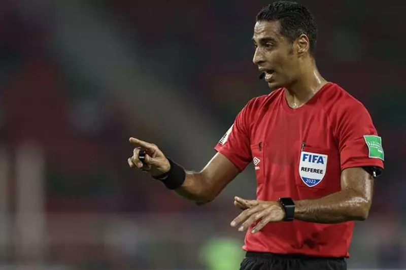 أمين عمر يقود تحكيم مباريات الجولة الثانية في الدوري المصري أمين عمر يقود تحكيم مباريات الجولة الثانية في الدوري المصري