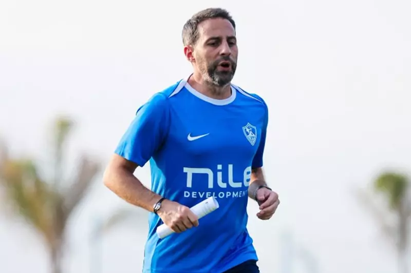 فيريرا يغادر المستشفى بعد وعكة صحية مفاجئة الزمالك يتحدث عن تفاصيل الحالة فيريرا يغادر المستشفى بعد وعكة صحية مفاجئة الزمالك يتحدث عن تفاصيل الحالة