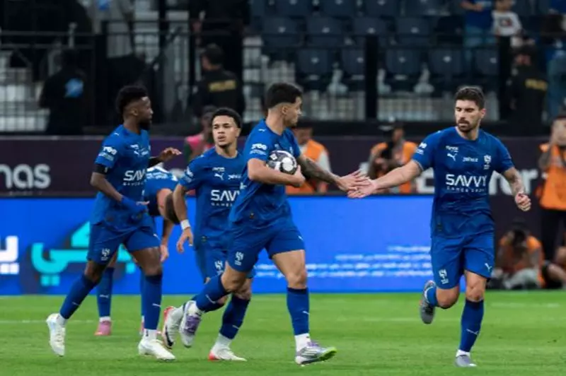 الأول في الشرق الأوسط.. الهلال يطلق طائرته الخاصة الأول في الشرق الأوسط.. الهلال يطلق طائرته الخاصة